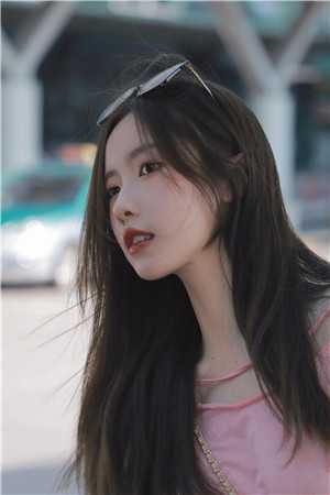 老婆为假霸总豪掷千金，我离婚后她悔疯了后续