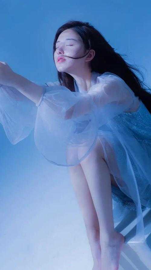 赵兮雨江之写的小说母亲头七这天，老婆带着竹马把我坟墓挖了